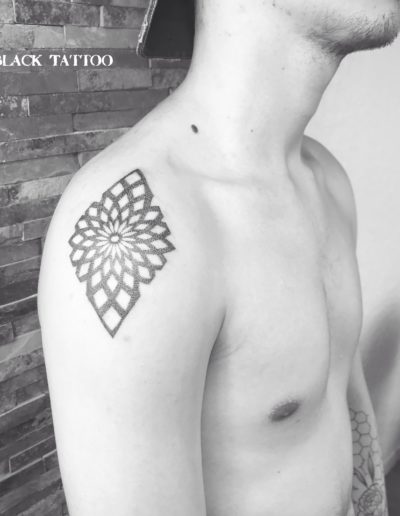 Nao Black Tattoo