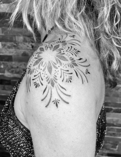 Nao Black Tattoo (4)